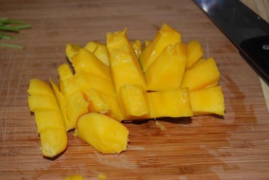 mango-slice-sm.jpg