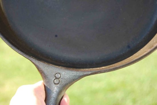 cast iron skillet handle